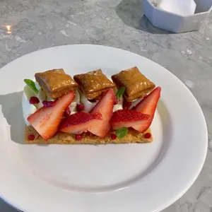 우나스 (Unas) 리뷰 사진