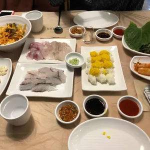 삼삼횟집 사진