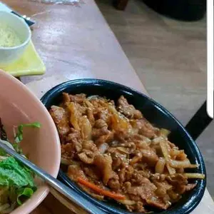 뽀글뚝배기냠냠비빔밥 사진