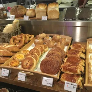 더베이커스테이블 리뷰 사진