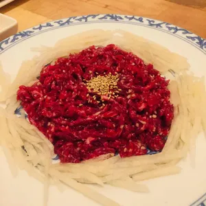 육회랑해물 사진