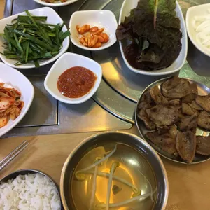 안국정 사진