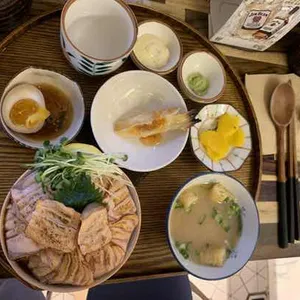 철탄 함바그 텐동 사진