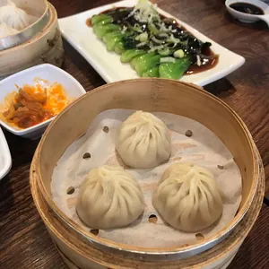 진티엔 사진