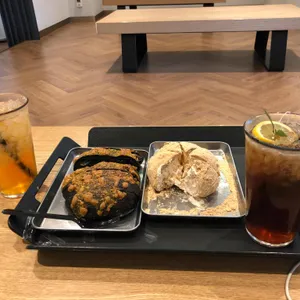 더 아양 사진