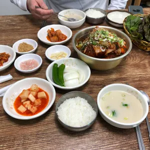 24시돼지국밥 사진