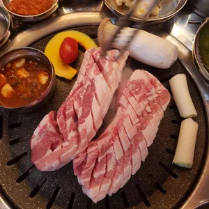 신촌고기창고 리뷰 사진