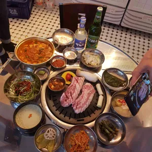 신촌고기창고 리뷰 사진