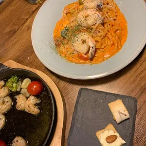 잔잔하게 리뷰 사진