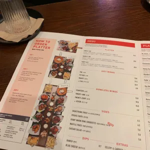네키드윙즈 리뷰 사진
