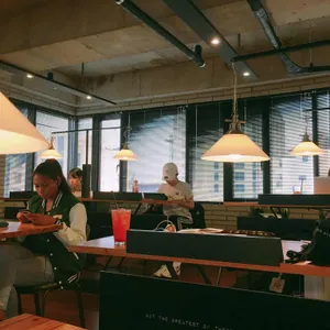 꽃피다 이화다방 사진