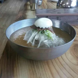 함흥냉면 사진