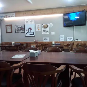 왕추 대표 사진