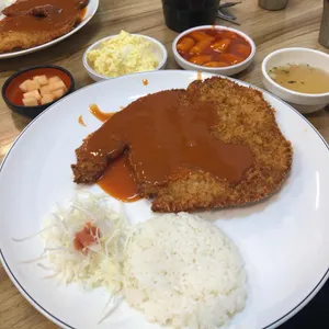 사과나무왕돈까스 사진