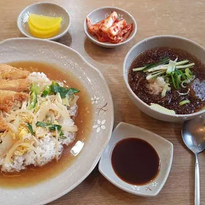 우쿠야 사진