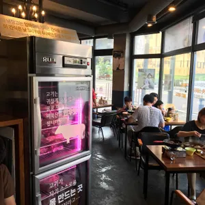 엄마는 스테이크 리뷰 사진