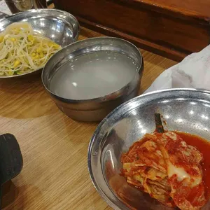 솥뚜껑의정부부대찌개 사진