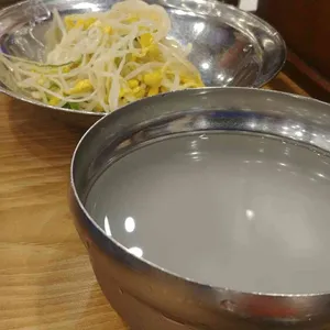 솥뚜껑의정부부대찌개 사진
