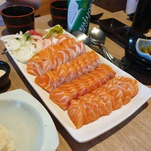 류 (Ryu) 사진
