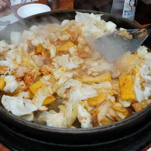 춘천닭갈비막국수 사진