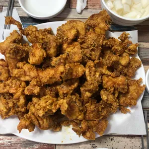 거인통닭 사진