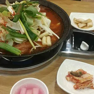 성원닭갈비 사진