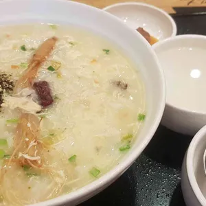 본죽 사진