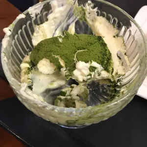 그레이스케일커피 사진