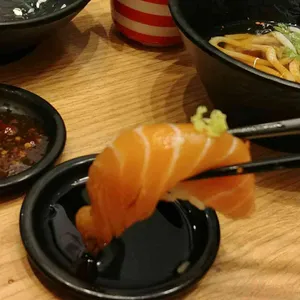 서연초밥 사진