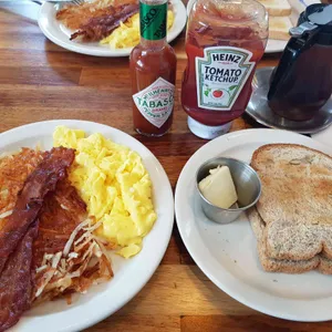 트래블메이커 리뷰 사진