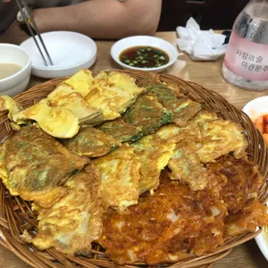 이모네전집 사진