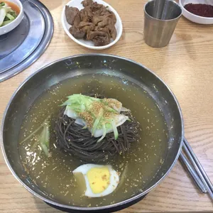 김양옥 사진