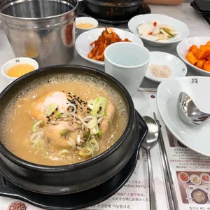 고봉삼계탕 사진