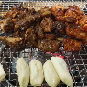 밤새우는닭 사진