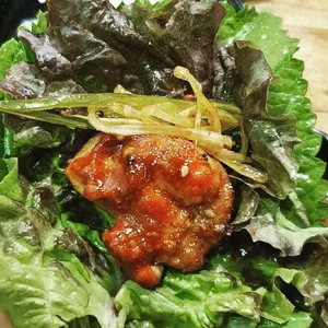 밤새우는닭 사진
