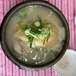 누룽지삼계탕 본마실 사진