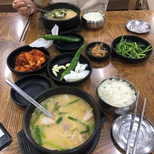 고명화돼지국밥 리뷰 사진