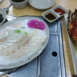 어사출또 사진