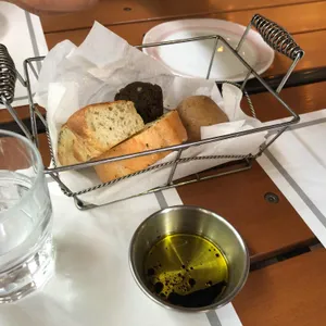 뚜에이오 리뷰 사진