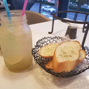 라라코스트 사진