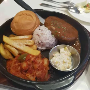 라라코스트 사진