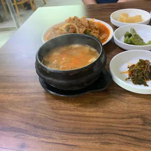 진미돌솥쌈밥집 사진