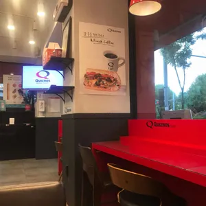 퀴즈노스 리뷰 사진