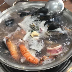 최지성의 해물칼국수 리뷰 사진