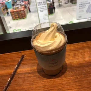 폴바셋 사진