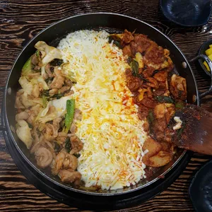 유가네닭갈비 사진