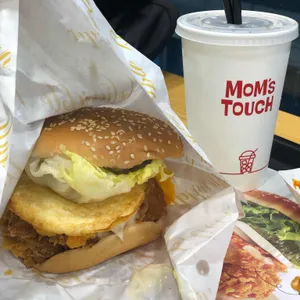 맘스터치 사진