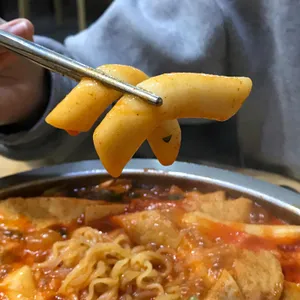 봉쥬떡볶이 리뷰 사진