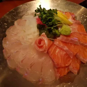 작가 리뷰 사진