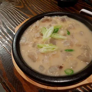 작가 사진